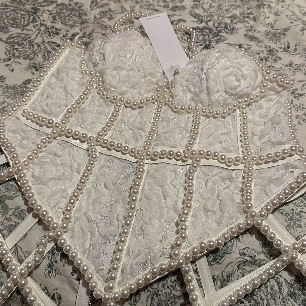 AKIRA PEARL QUEEN CORSETED CAGE TOP Size L - Picture 8 of 8